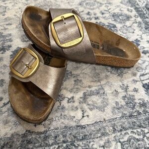 Birkenstock Women’s Metallic Taupe Single Buckle Slide Sandals with Gold Buckle